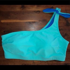 NWOT Old Navy swim top